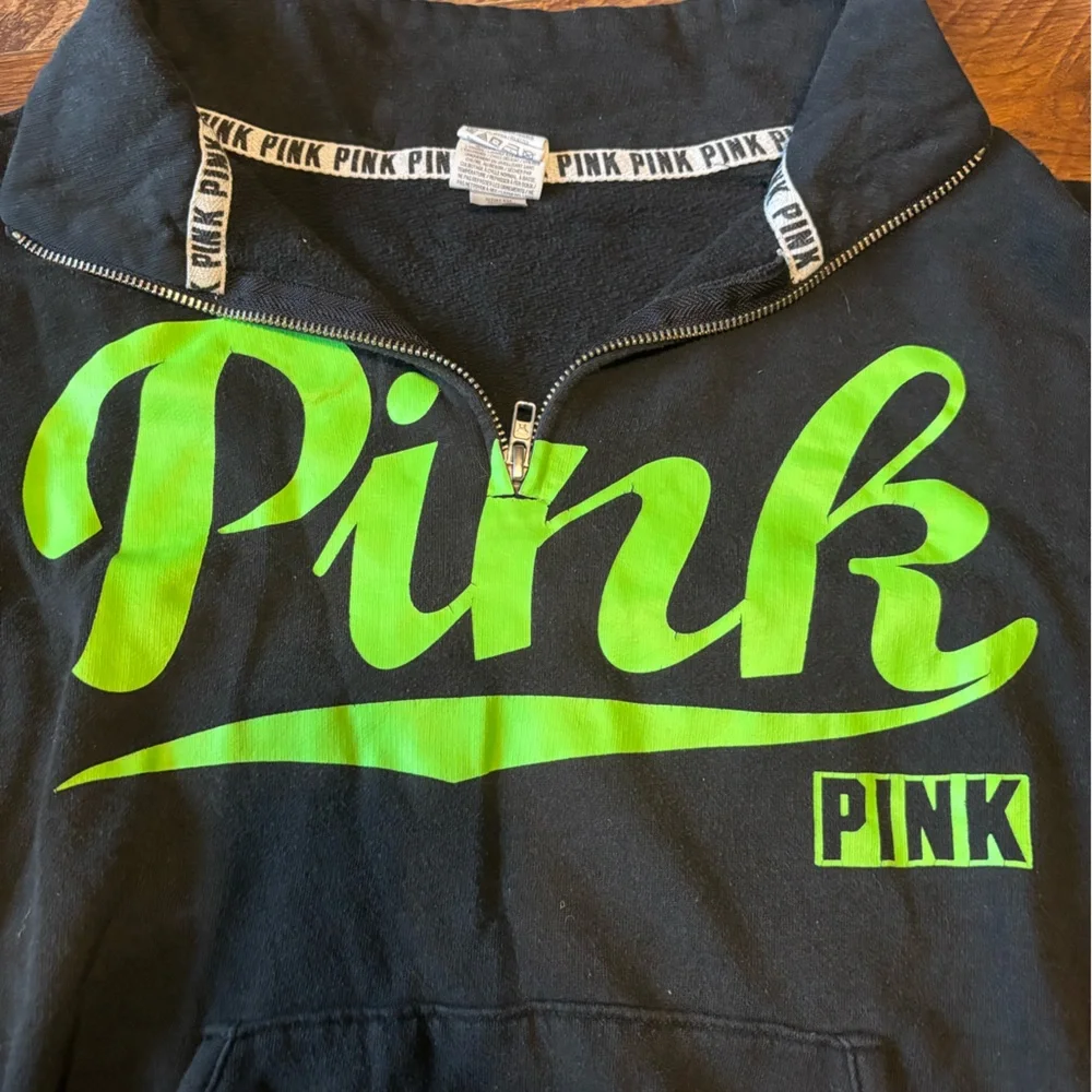 VS PINK Quarter Zip Sweater Size M - Picture 2 of 4